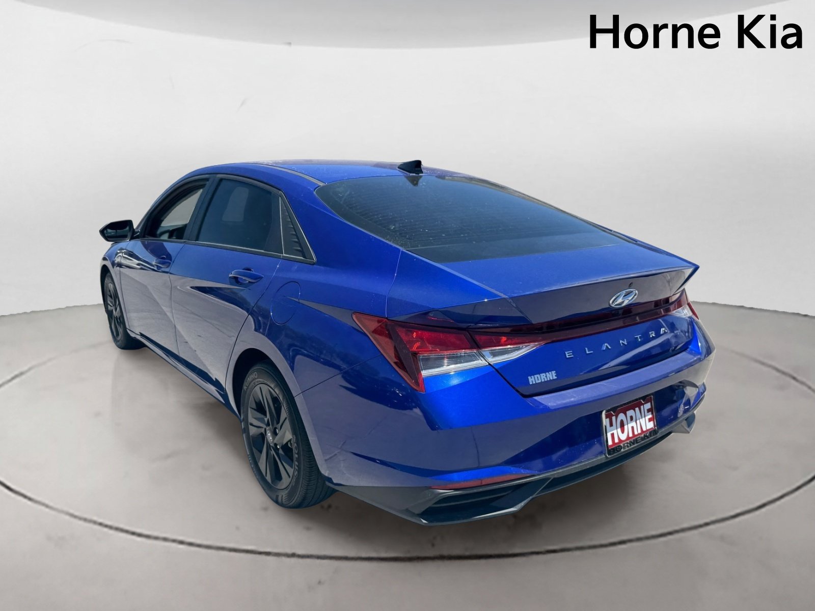 Used 2023 Hyundai Elantra SEL FWD image 5