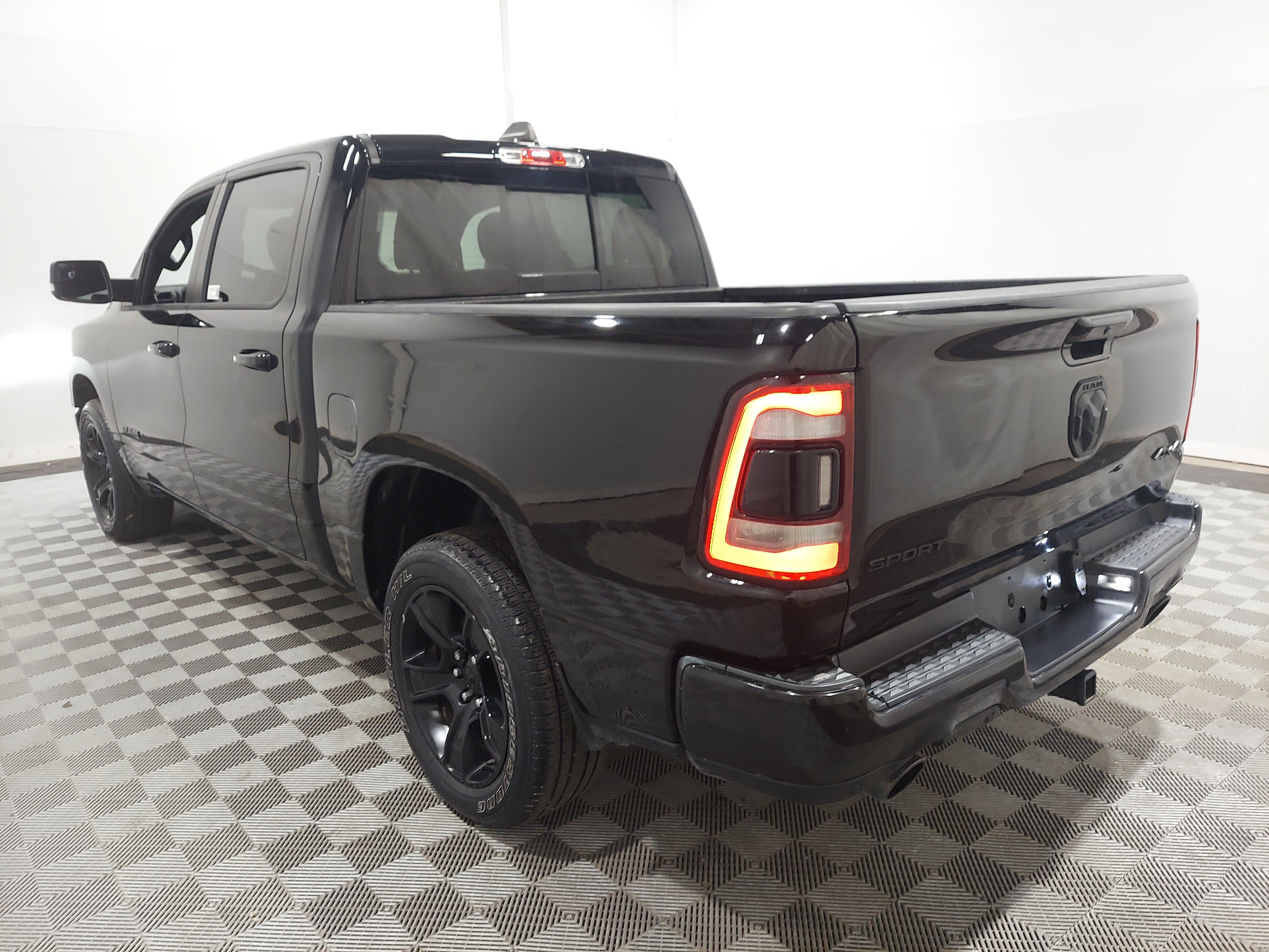 Used 2022 RAM 1500 Sport w/ Rebel Level 2 Equipment Group AWD/4WD image 2