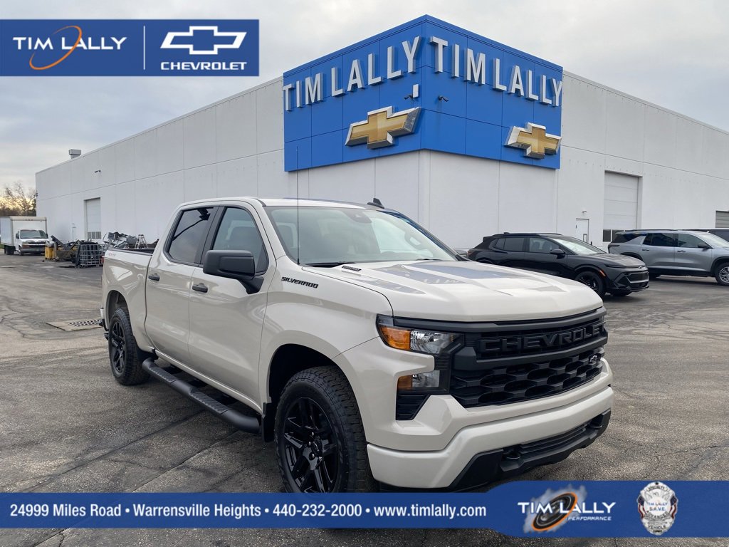 New 2026 Chevrolet Silverado 1500 Custom w/ Turbomax Blackout Package