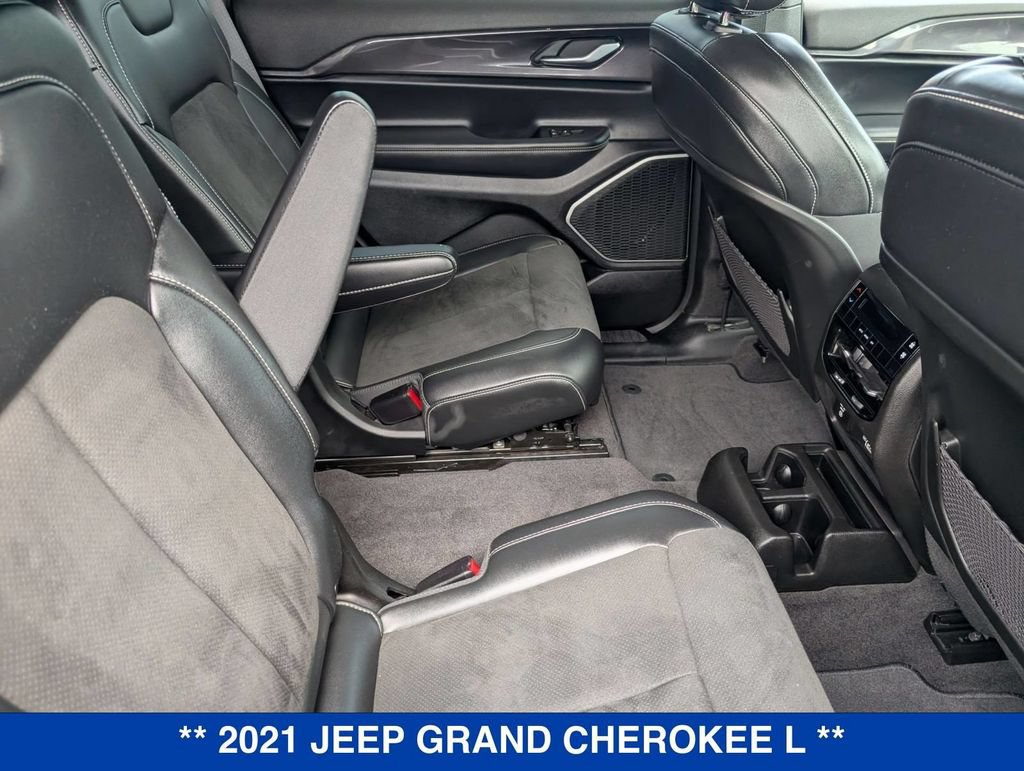 Used 2021 Jeep Grand Cherokee L Laredo AWD/4WD image 37