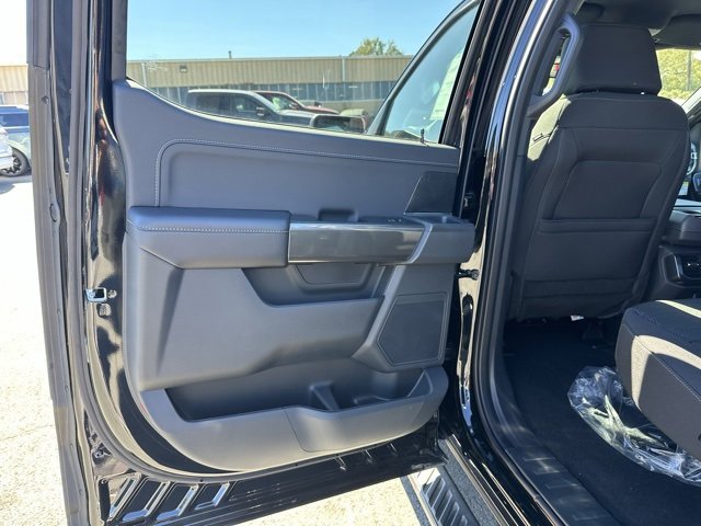 New 2023 Ford F150 XLT w/ Equipment Group 302A High image 21