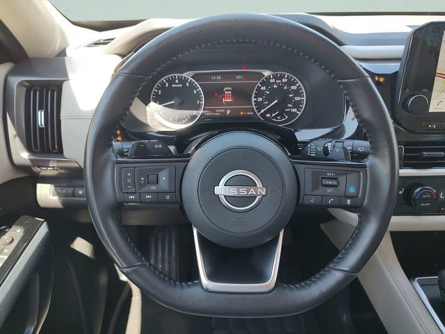 Used 2025 Nissan Pathfinder SL image 11
