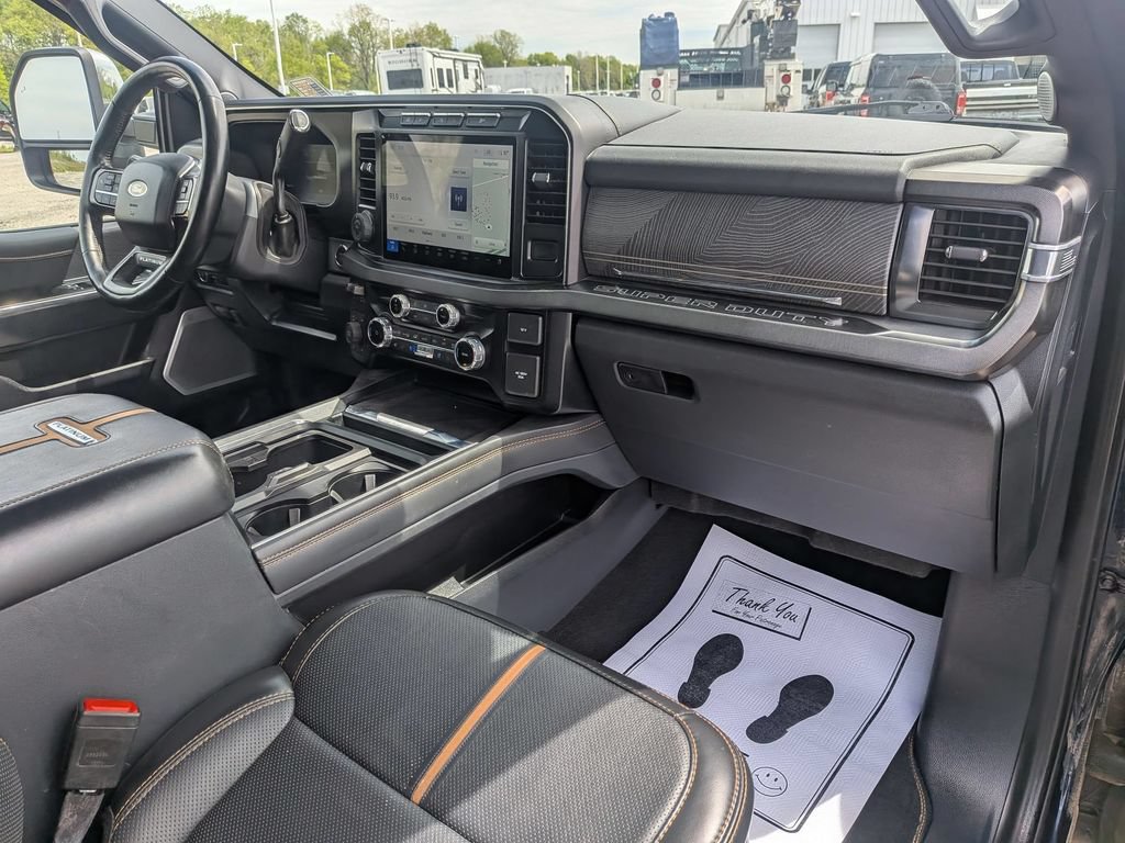 Used 2023 Ford F250 Platinum AWD/4WD image 22