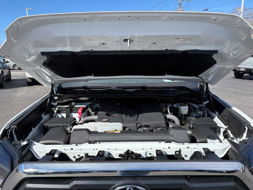 Used 2024 Toyota Tundra SR5 w/ TRD Off-Road Package AWD/4WD image 31