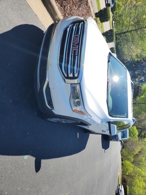 Used 2018 GMC Acadia SLT image 10