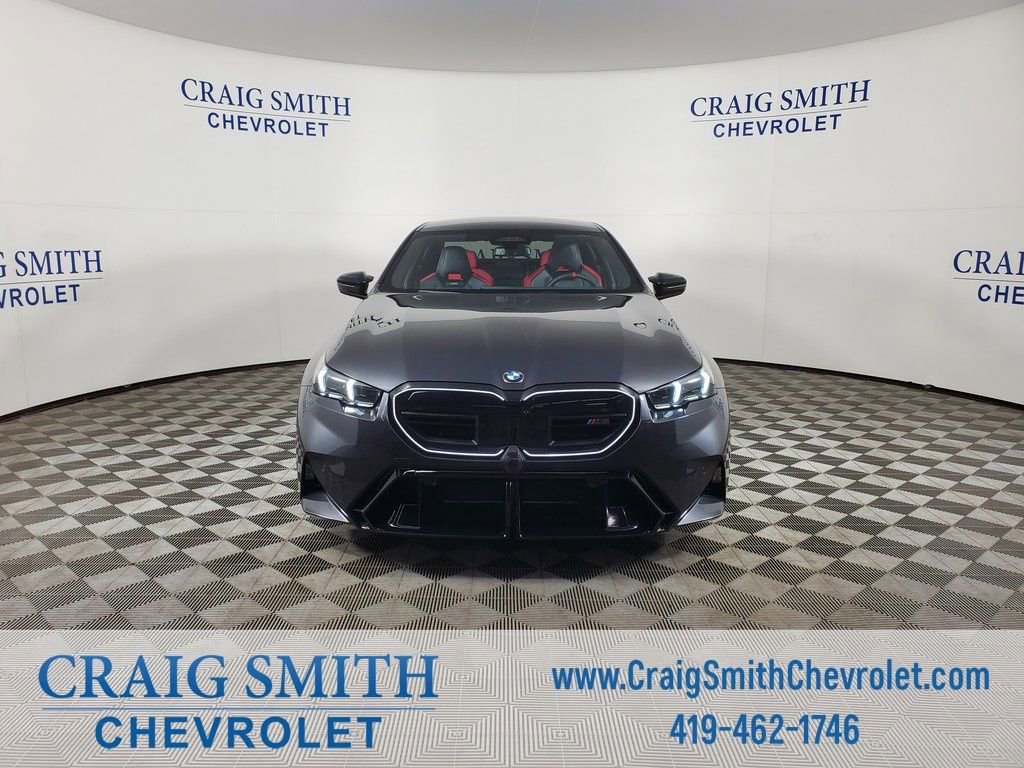 Used 2025 BMW M5 w/ Executive Package image 34