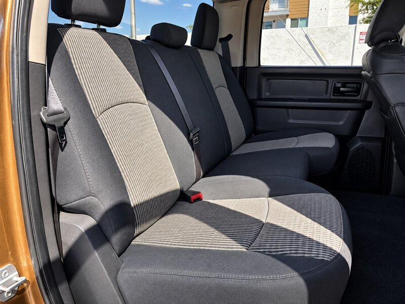 Used 2011 RAM 2500 ST w/ ST Popular Equipment Group AWD/4WD image 21