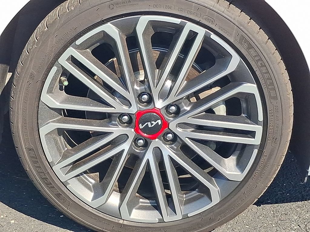 Certified 2023 Kia Forte GT FWD image 8
