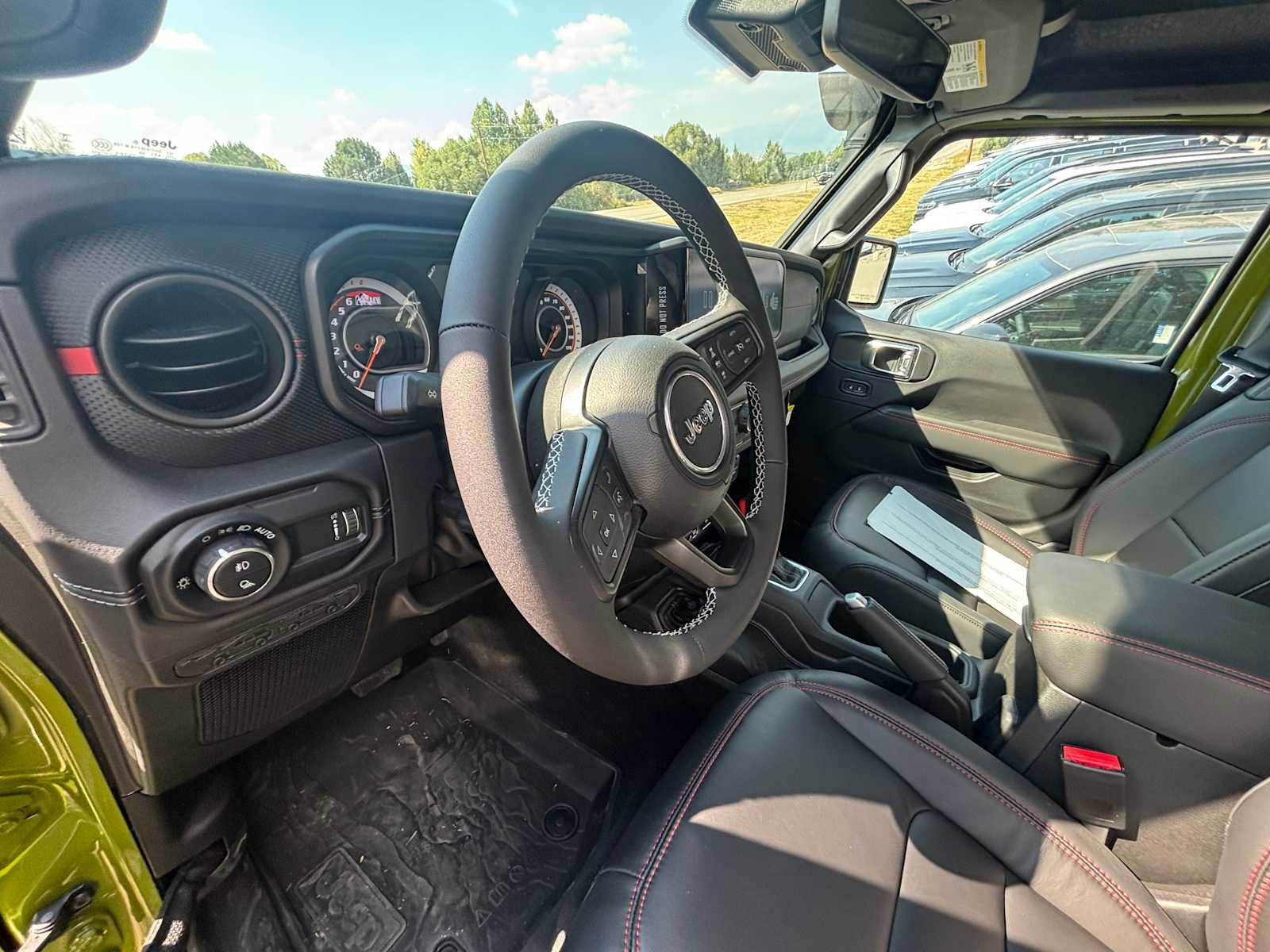 New 2025 Jeep Gladiator Rubicon image 15