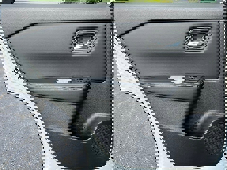 New 2026 Nissan Rogue SV image 31