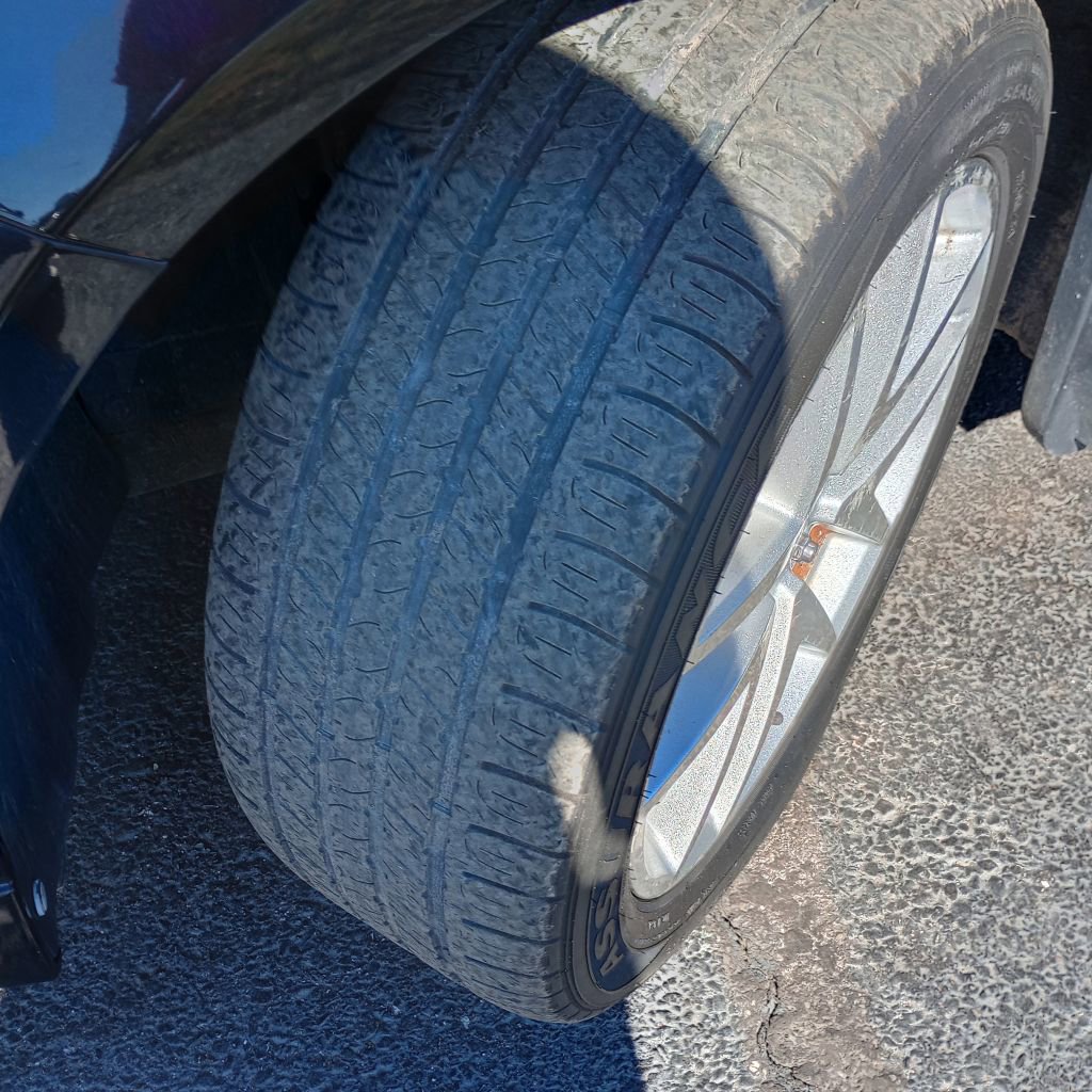 Used 2011 Ford Fusion SEL w/ 302A Rapid Spec Order Code image 24