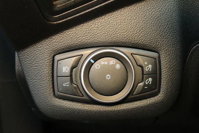 Used 2018 Ford Escape SE w/ SE SYNC Package image 19