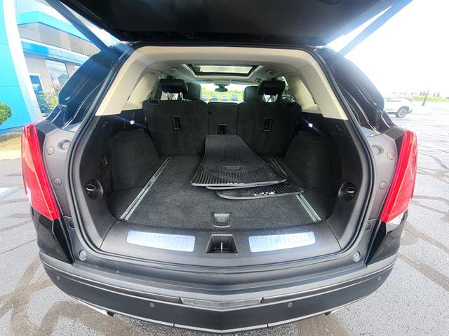 Used 2018 Cadillac XT5 Premium Luxury w/ LPO, Black Ice Package AWD/4WD image 19