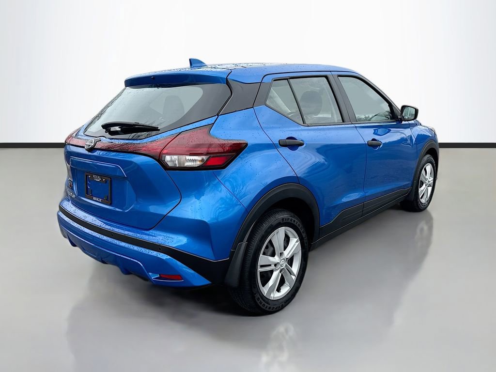 Used 2024 Nissan Kicks S image 7