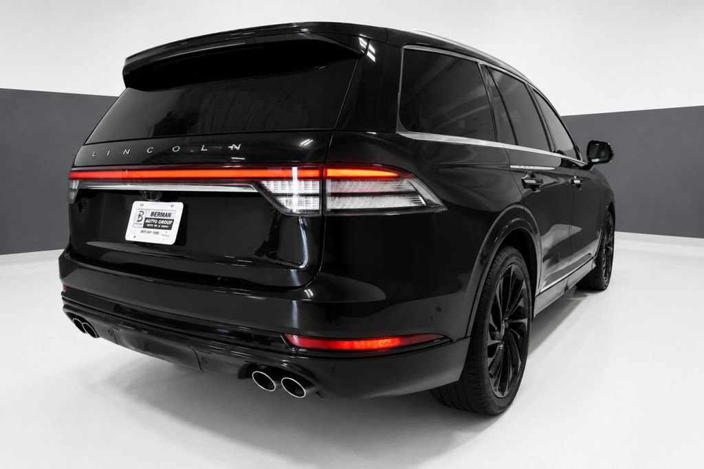 Used 2021 Lincoln Aviator Reserve w/ Equipment Group 210A AWD/4WD image 8