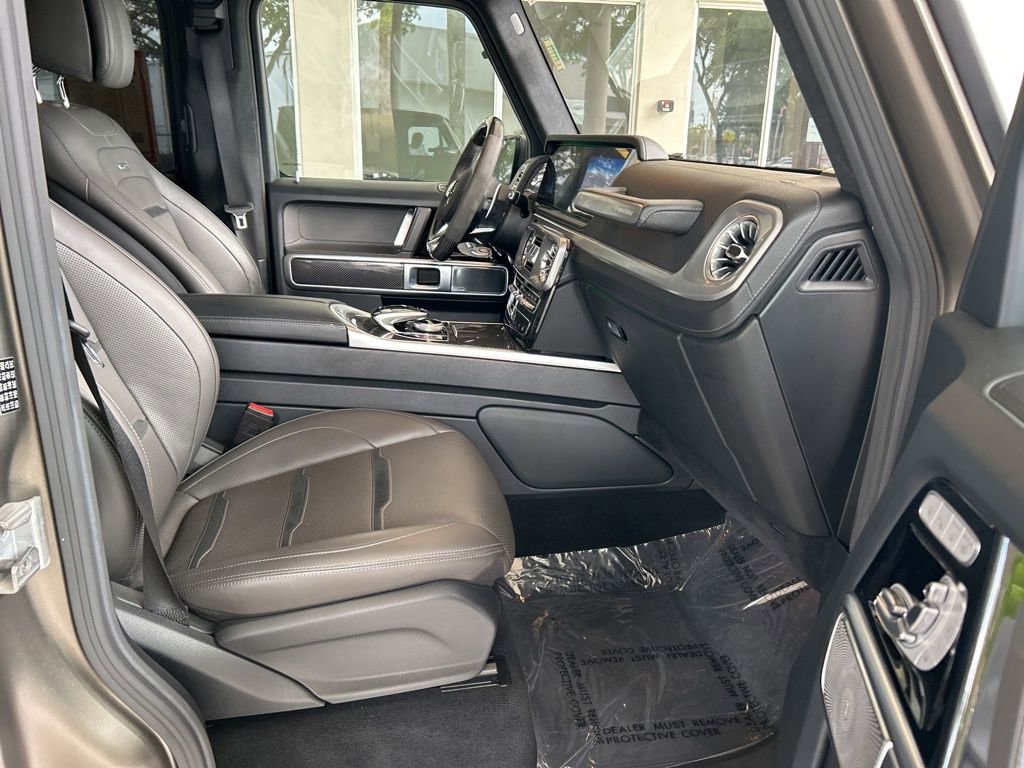 Used 2020 Mercedes-Benz G 63 AMG 4MATIC w/ G Manufaktur Interior Package image 23
