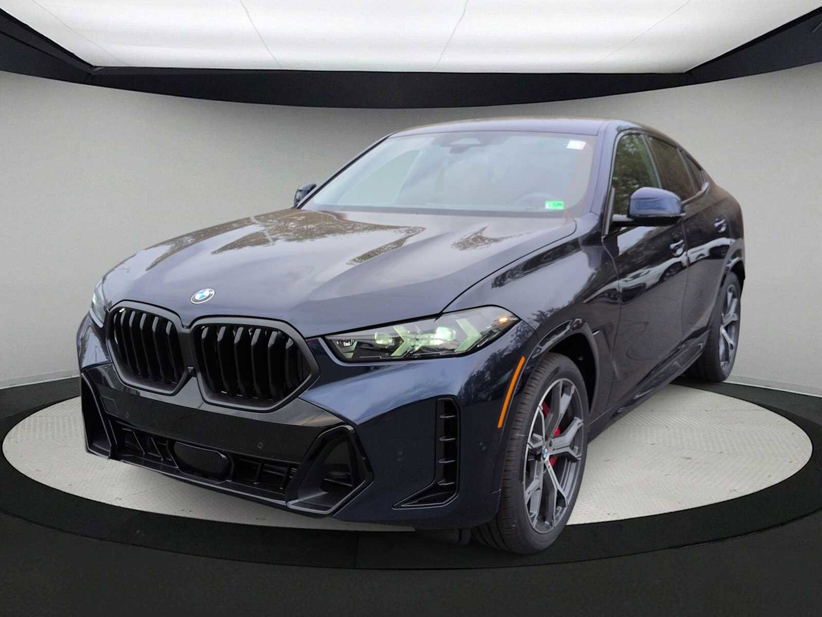 New 2026 BMW X6 xDrive40i w/ Climate Comfort Package image 4