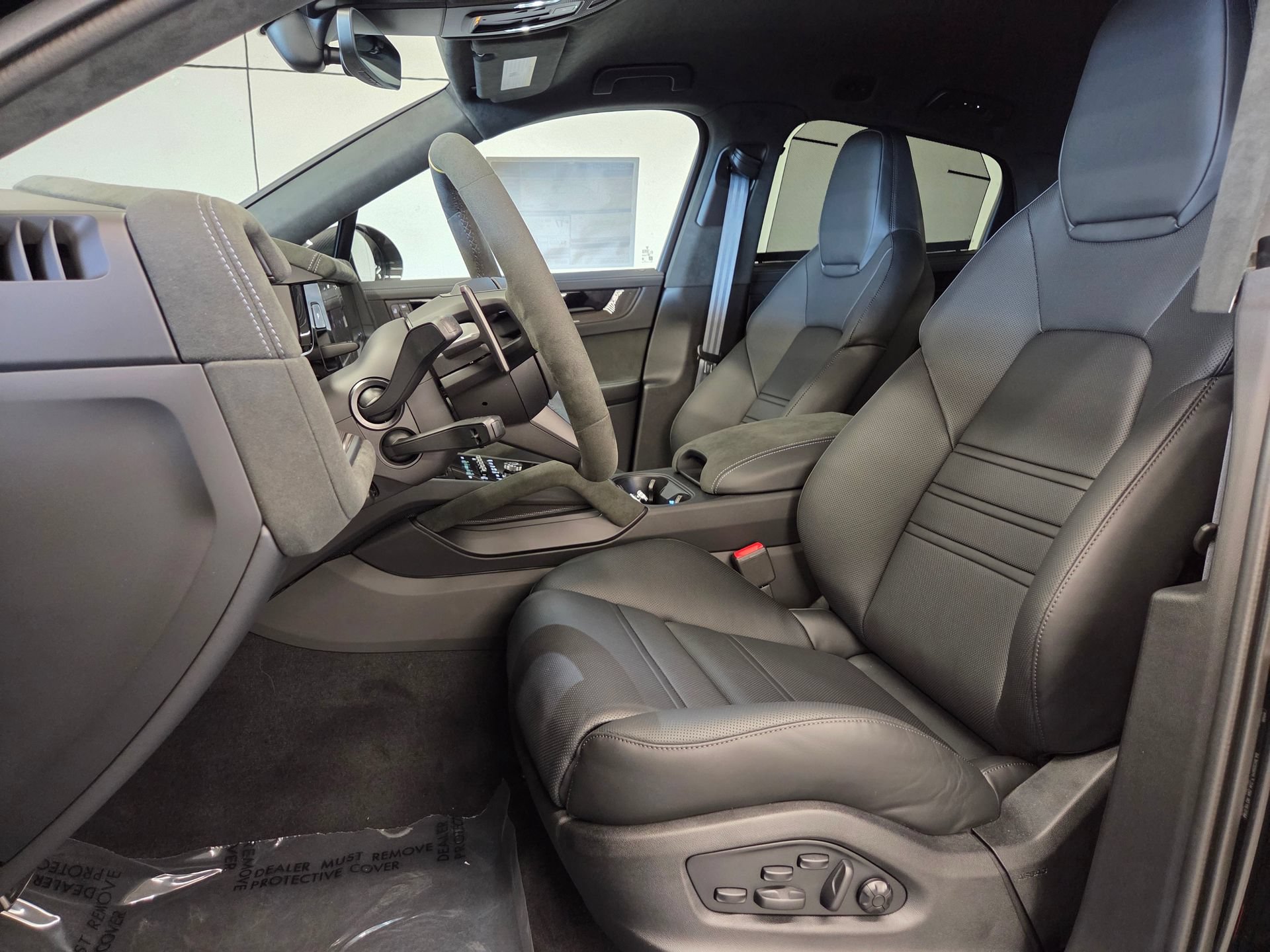 New 2026 Porsche Cayenne Turbo GT AWD/4WD image 5