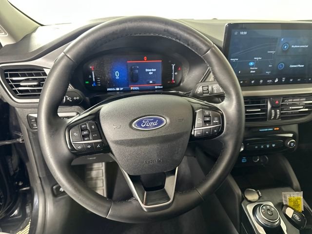 Used 2023 Ford Escape SE image 14