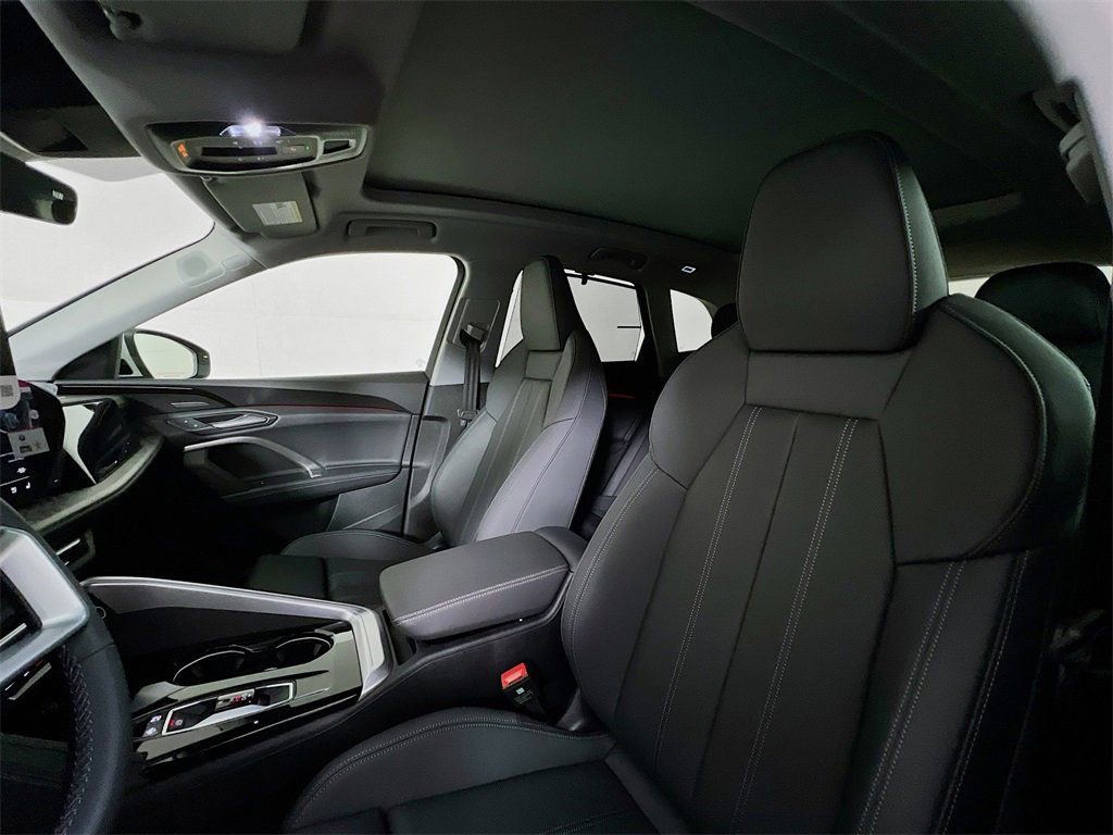 New 2025 Audi Q5 Premium Plus image 11