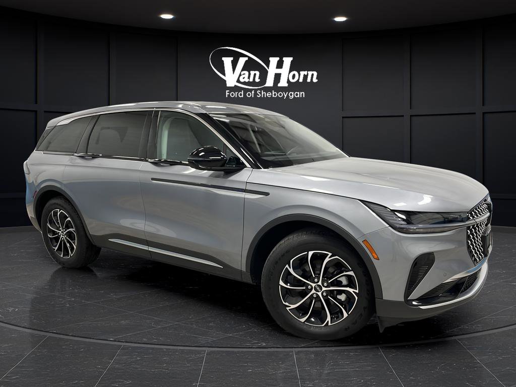 Used 2025 Lincoln Nautilus Premier w/ Equipment Group 102A AWD/4WD image 1