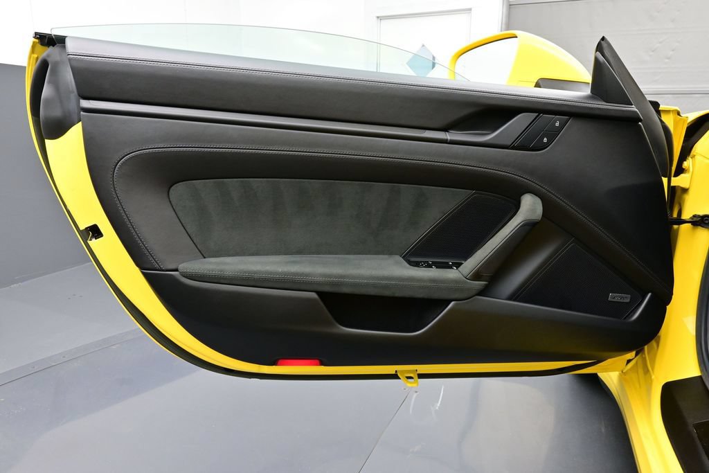 Certified 2024 Porsche 911 Carrera GTS RWD image 7