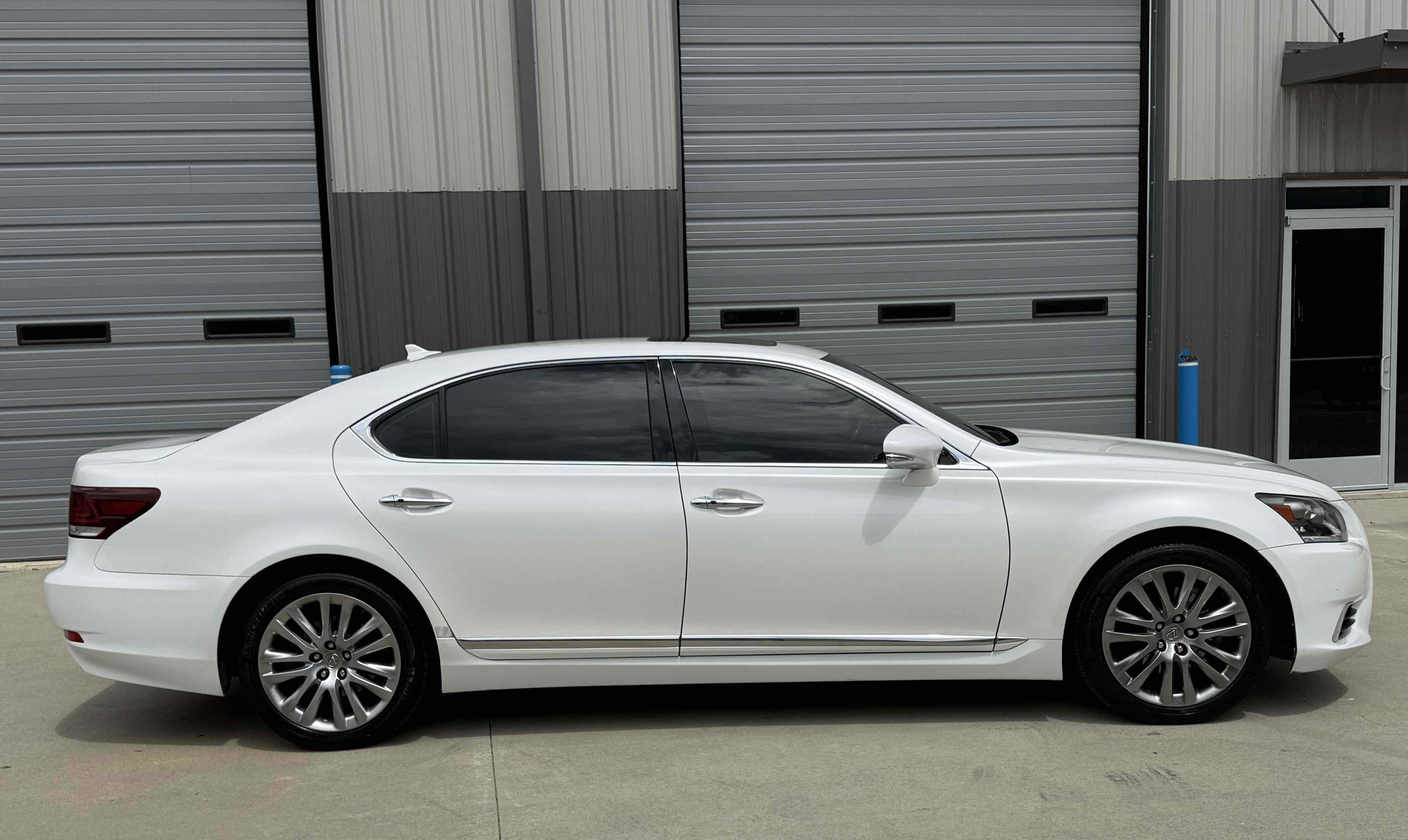 Used 2013 Lexus LS 460 L w/ All-Weather Pkg image 77