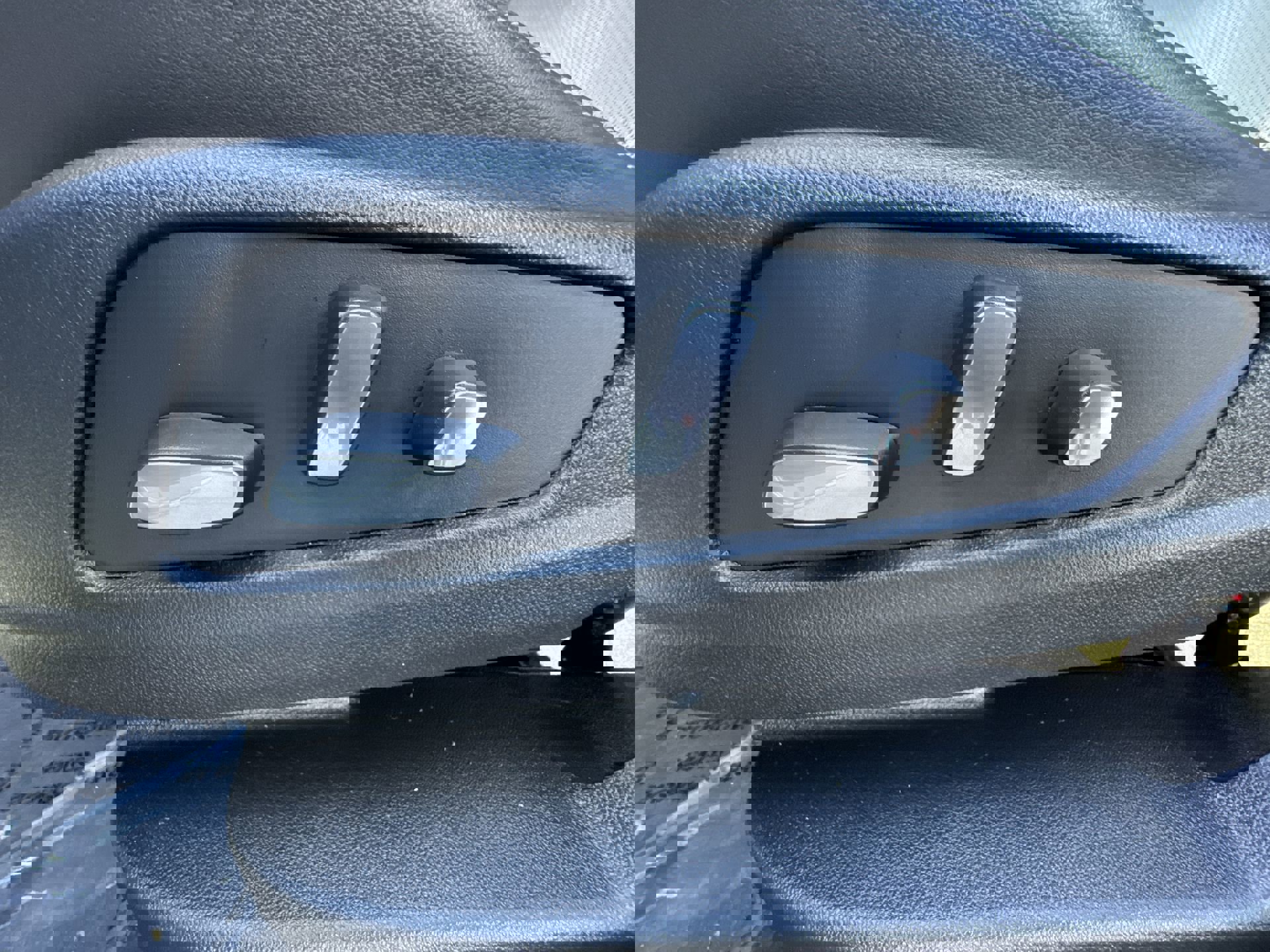 Certified 2024 Cadillac XT6 Sport image 12