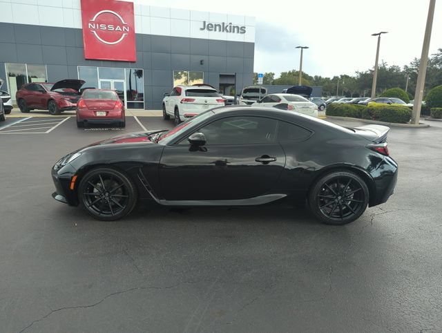 Used 2022 Toyota GR86 Premium RWD image 11