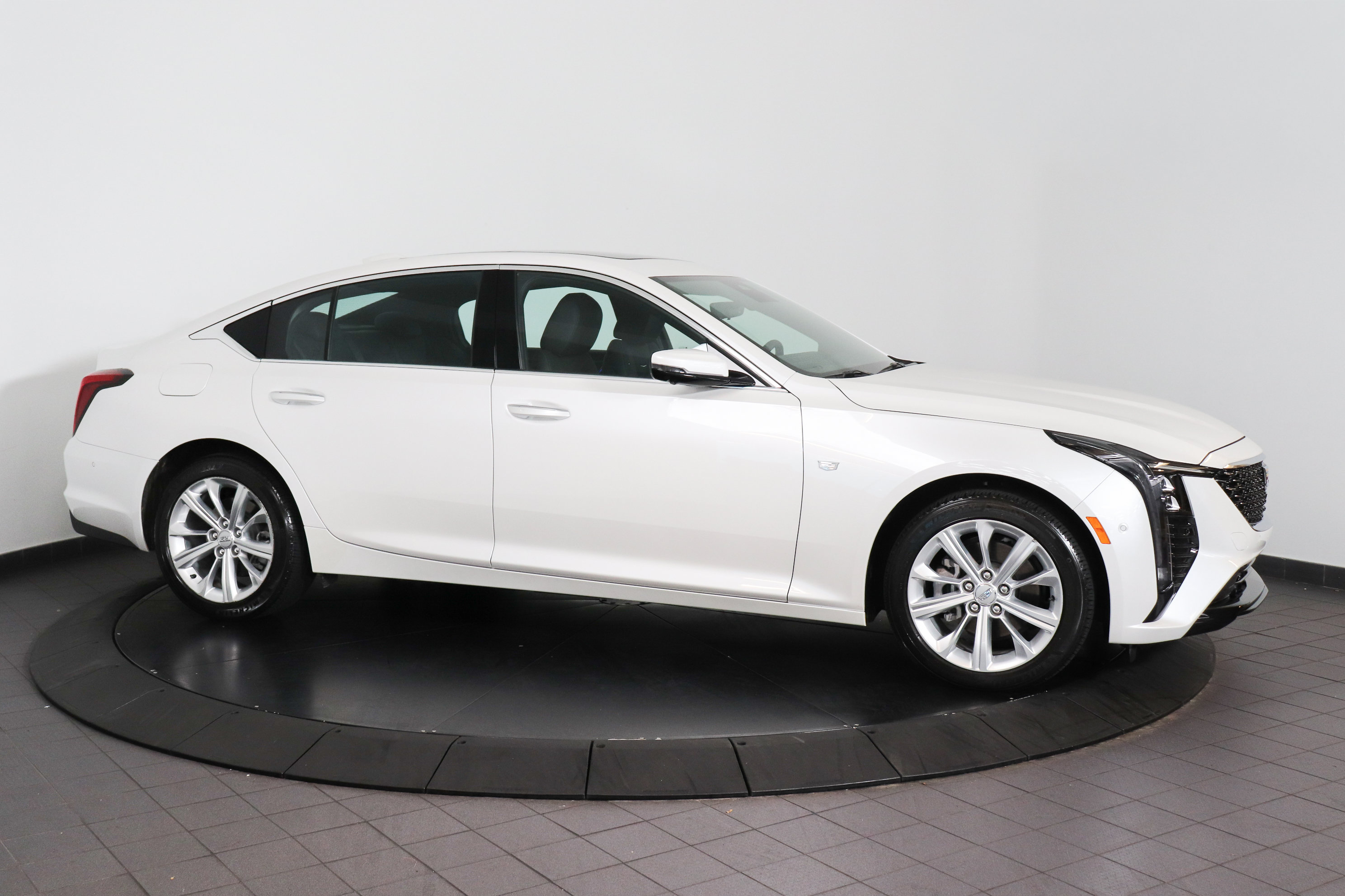 Used 2025 Cadillac CT5 Premium Luxury w/ Technology Package AWD/4WD image 8