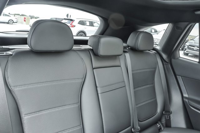 New 2027 Mercedes-Benz GLC 300 4MATIC image 25