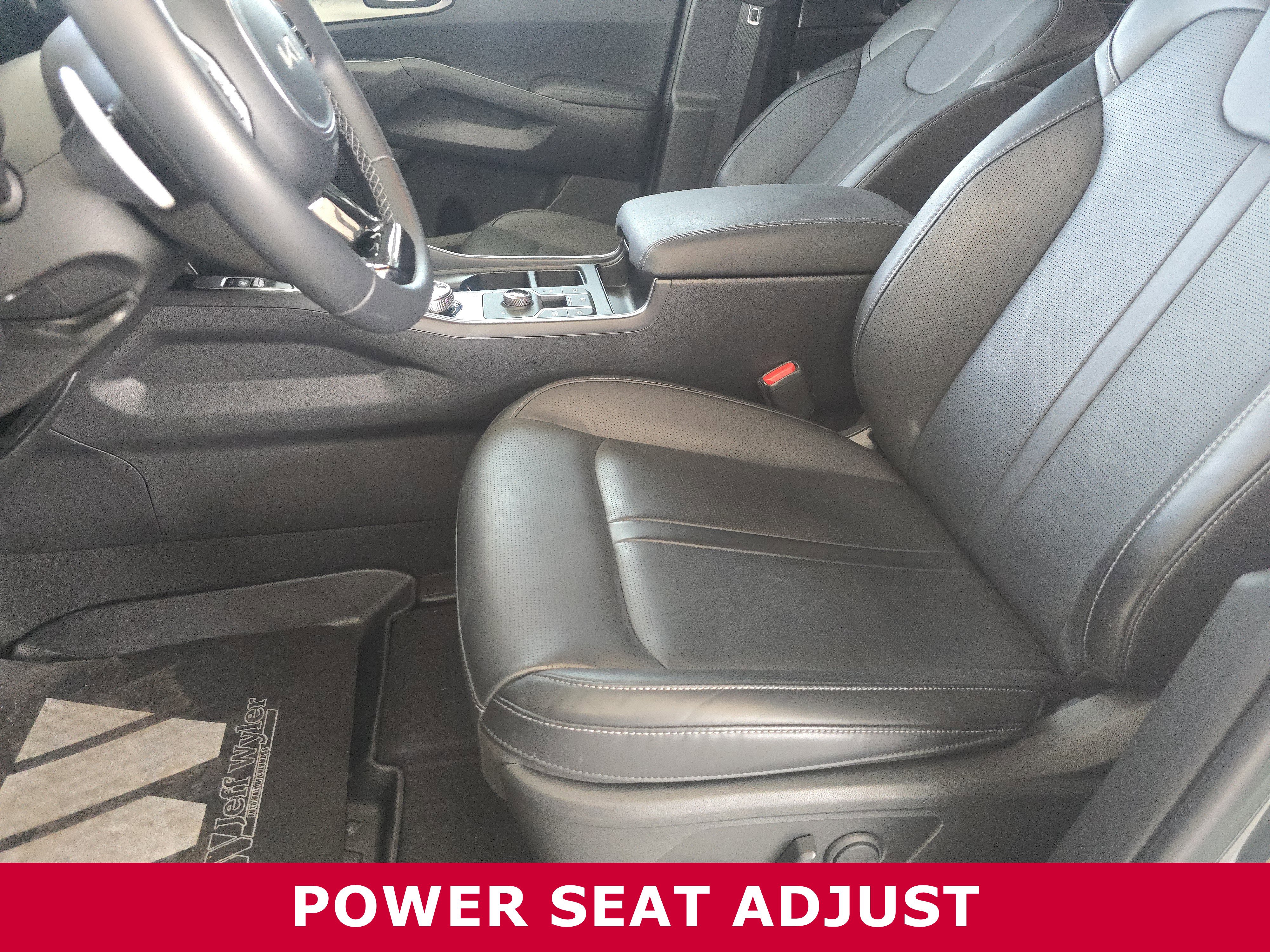 Used 2025 Kia Sorento EX image 21