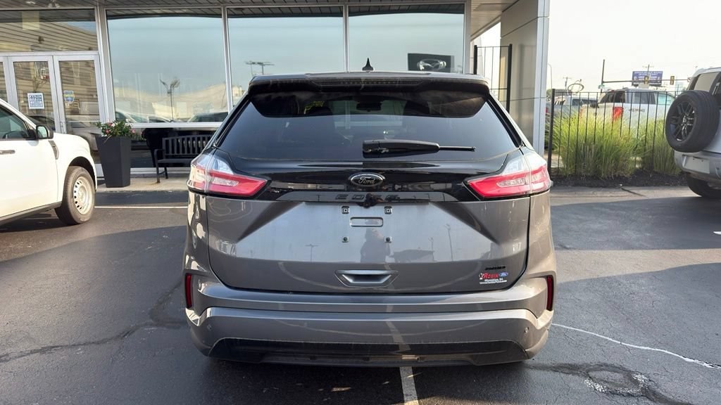 Certified 2024 Ford Edge SE w/ Black Appearance Package AWD/4WD image 6