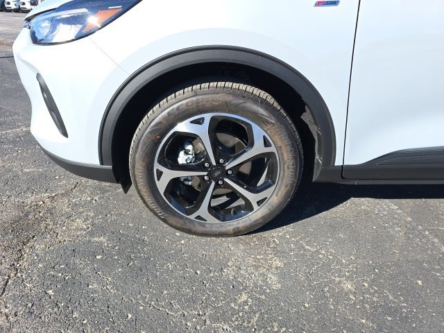 New 2026 Ford Escape ST-Line Select w/ Tech Pack #1 image 9