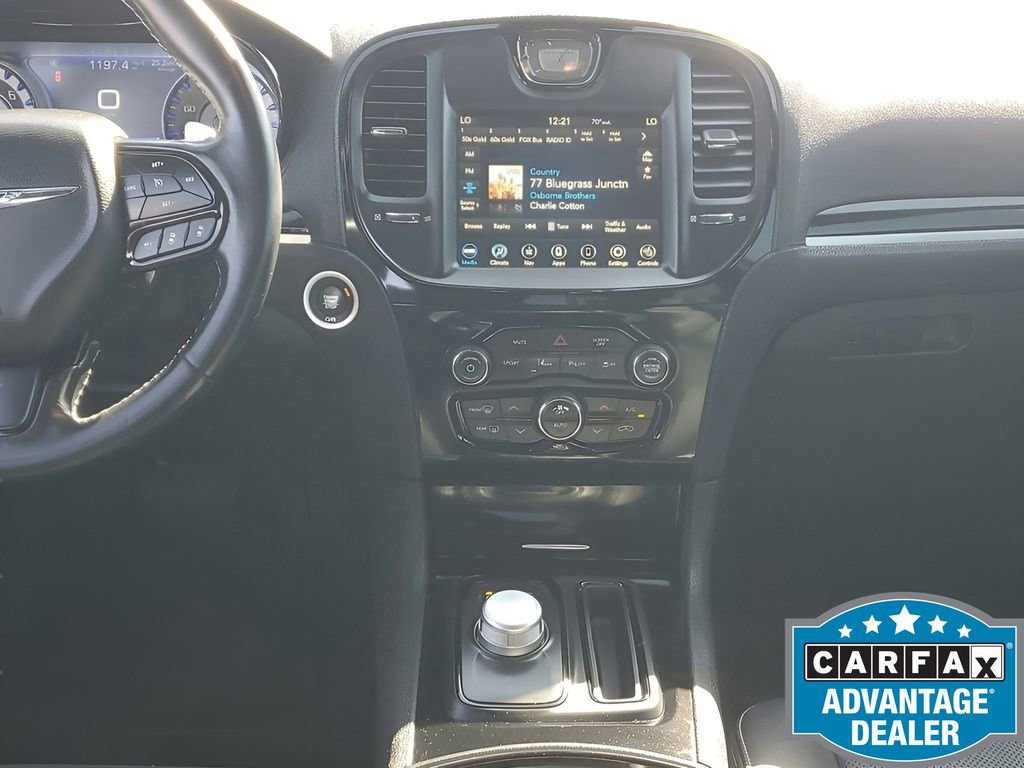 Used 2020 Chrysler 300 S w/ 300S Premium Group image 31