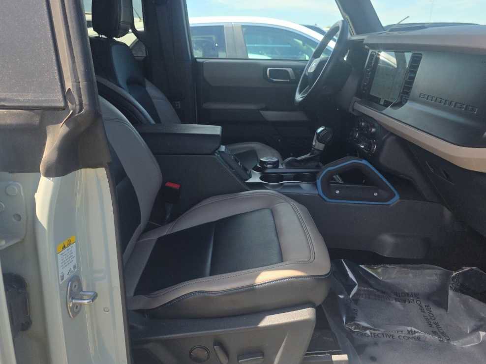 Used 2023 Ford Bronco Wildtrak AWD/4WD image 11