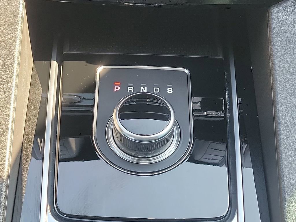 Used 2018 Jaguar F-PACE Premium image 20