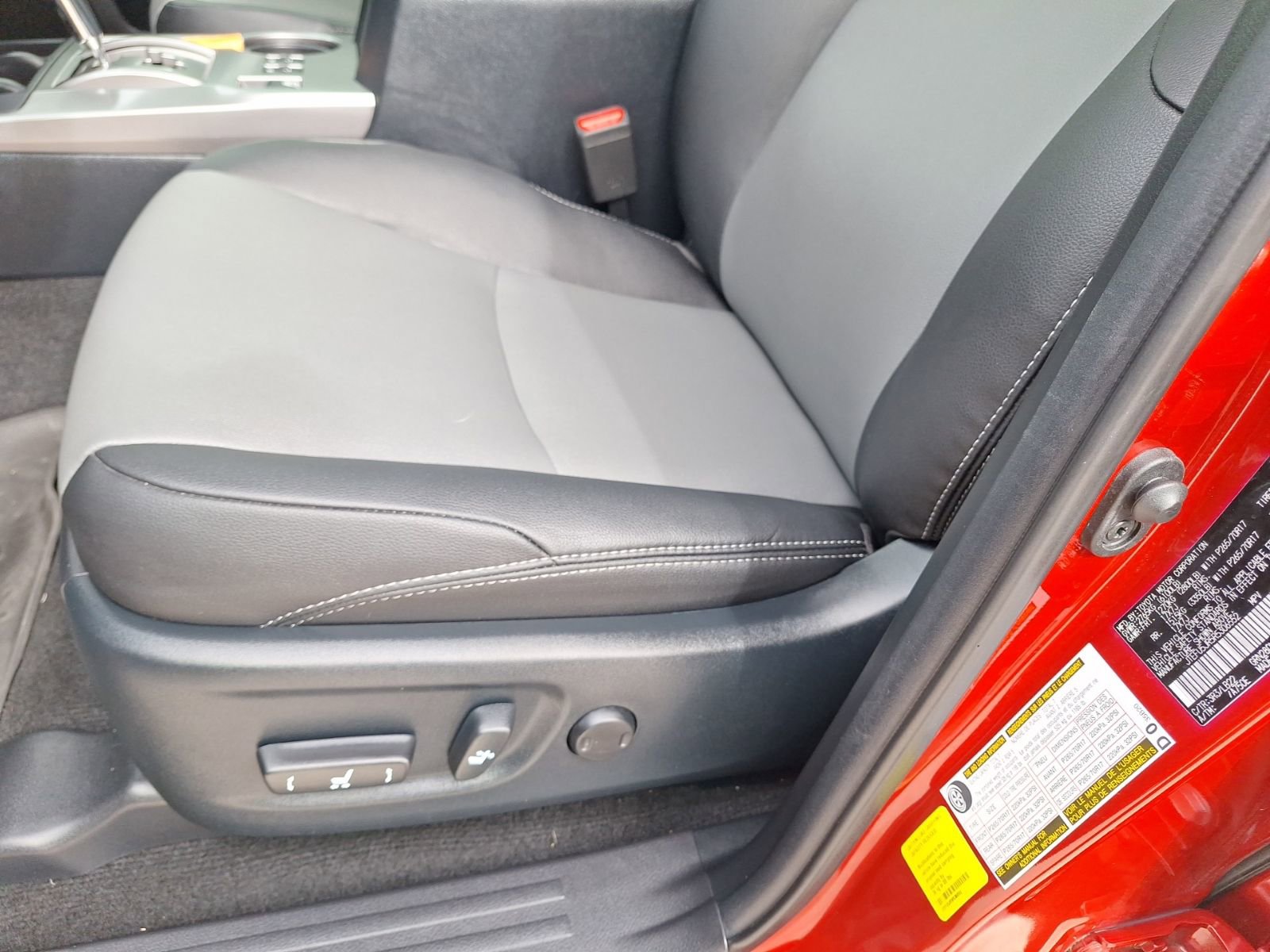 Used 2024 Toyota 4Runner SR5 Premium w/ Moonroof Package image 15