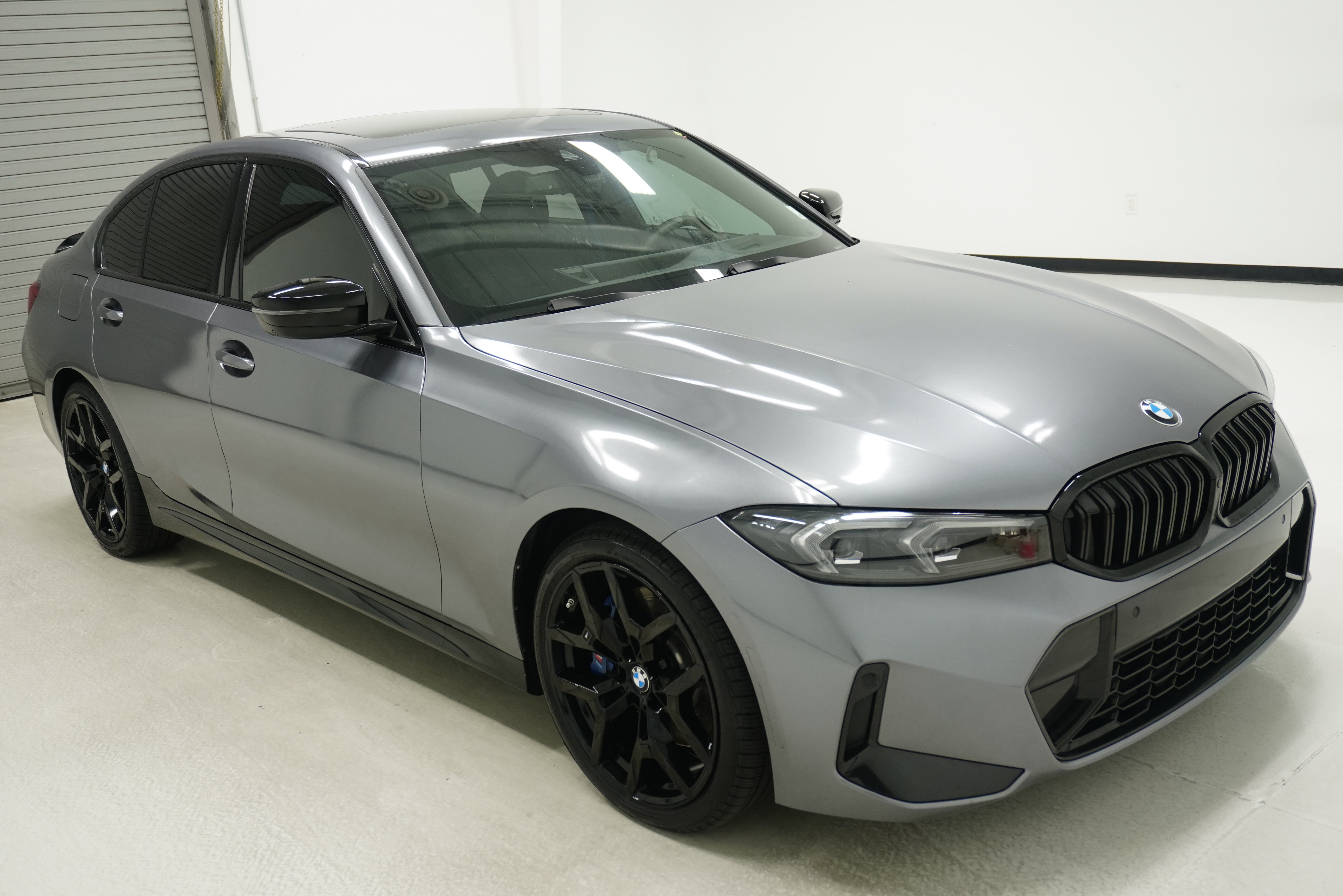 Used 2025 BMW 330i xDrive Sedan w/ M Sport Package AWD/4WD image 3