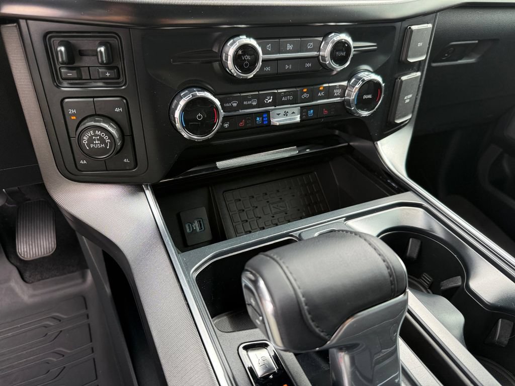 Used 2024 Ford F150 Platinum w/ Equipment Group 702A High AWD/4WD image 20
