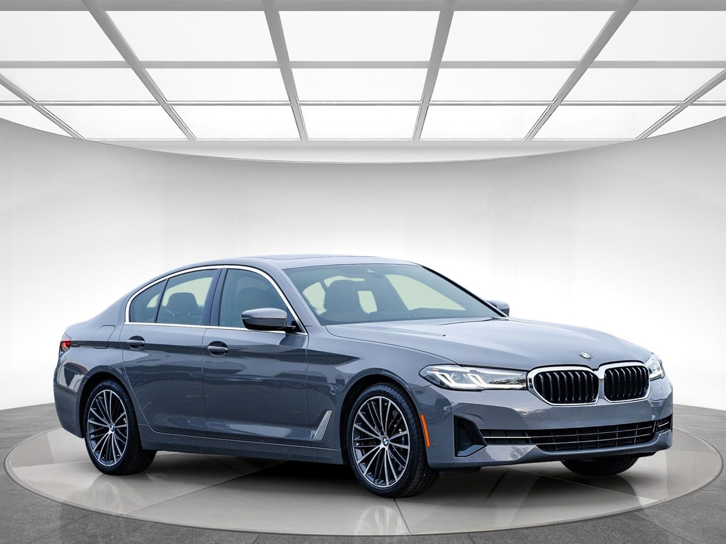 Used 2022 BMW 530i w/ Premium Package image 5