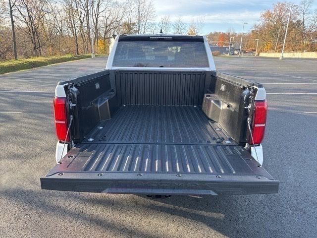 New 2026 Toyota Tacoma SR5 image 5