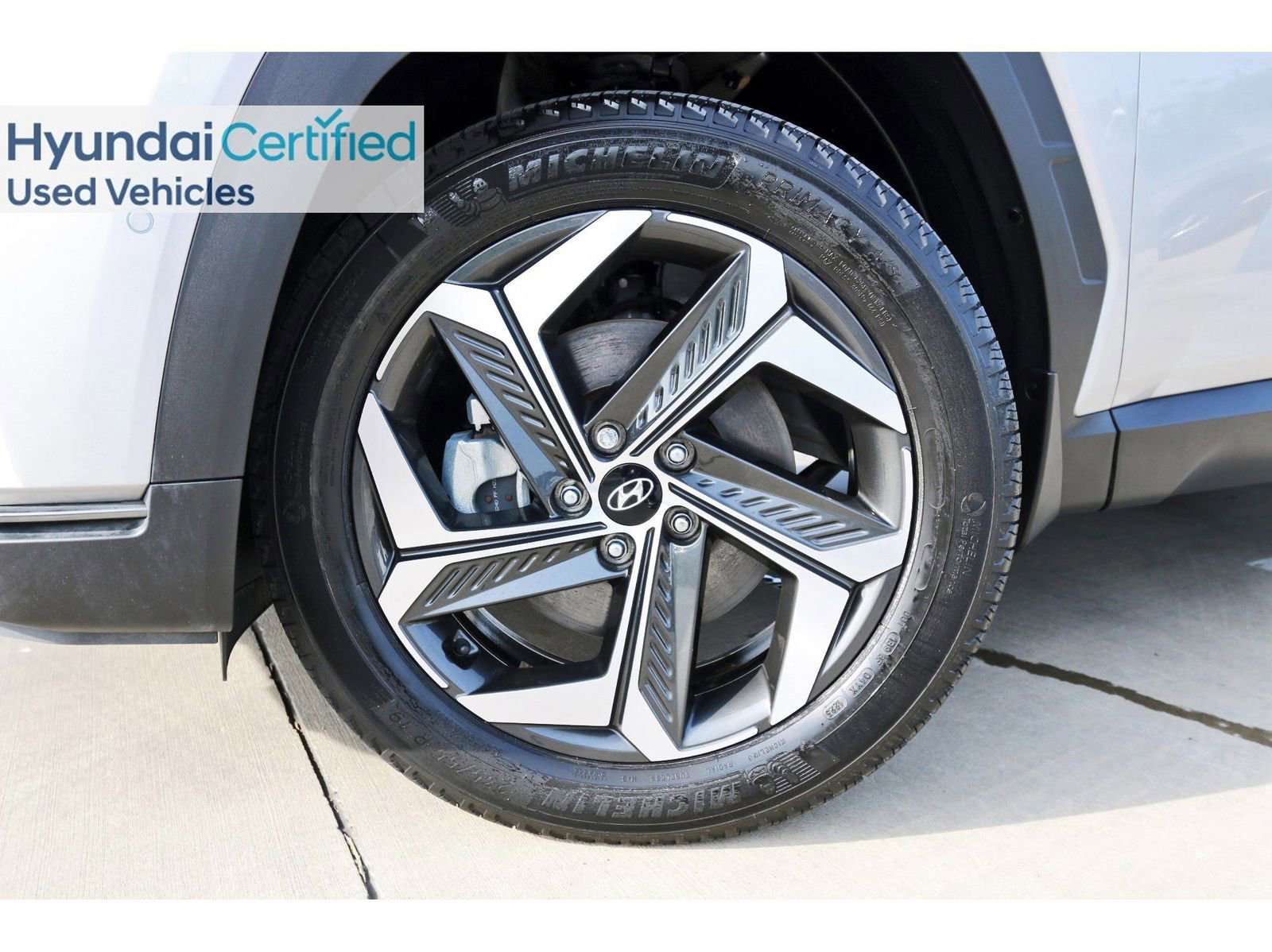 Certified 2023 Hyundai Tucson Limited AWD/4WD image 33