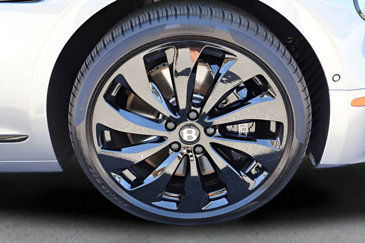 New 2026 Bentley Flying Spur Plug-In Hybrid AWD/4WD image 6
