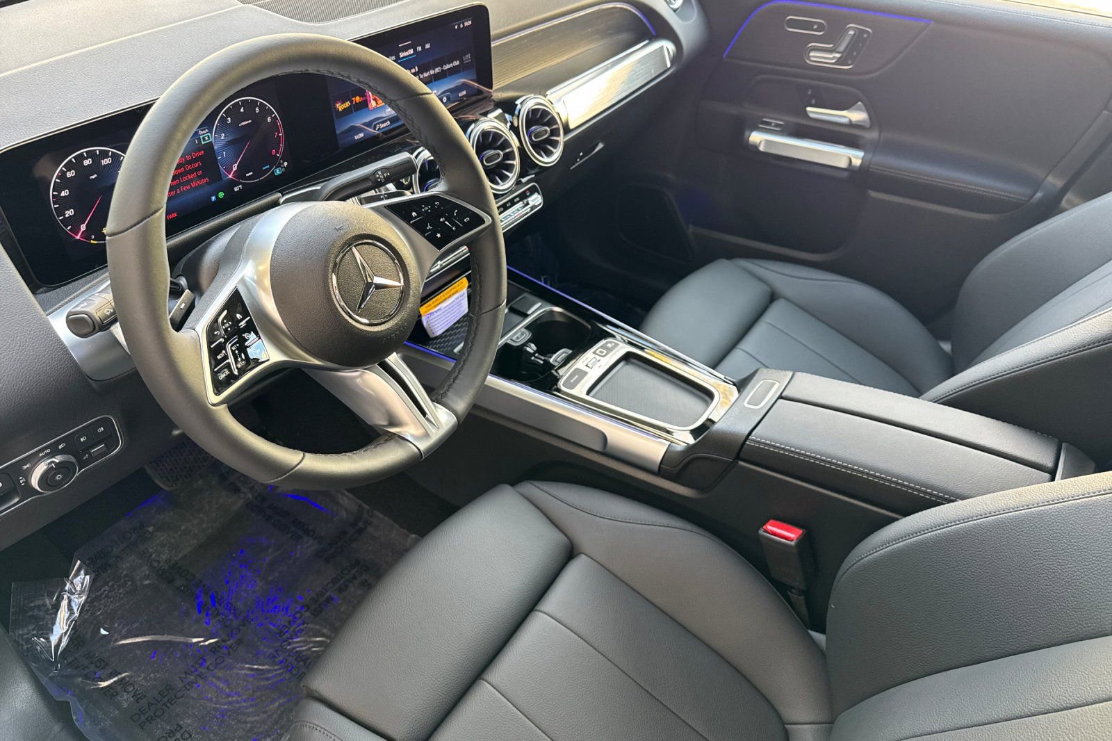 New 2026 Mercedes-Benz GLB 250 image 17