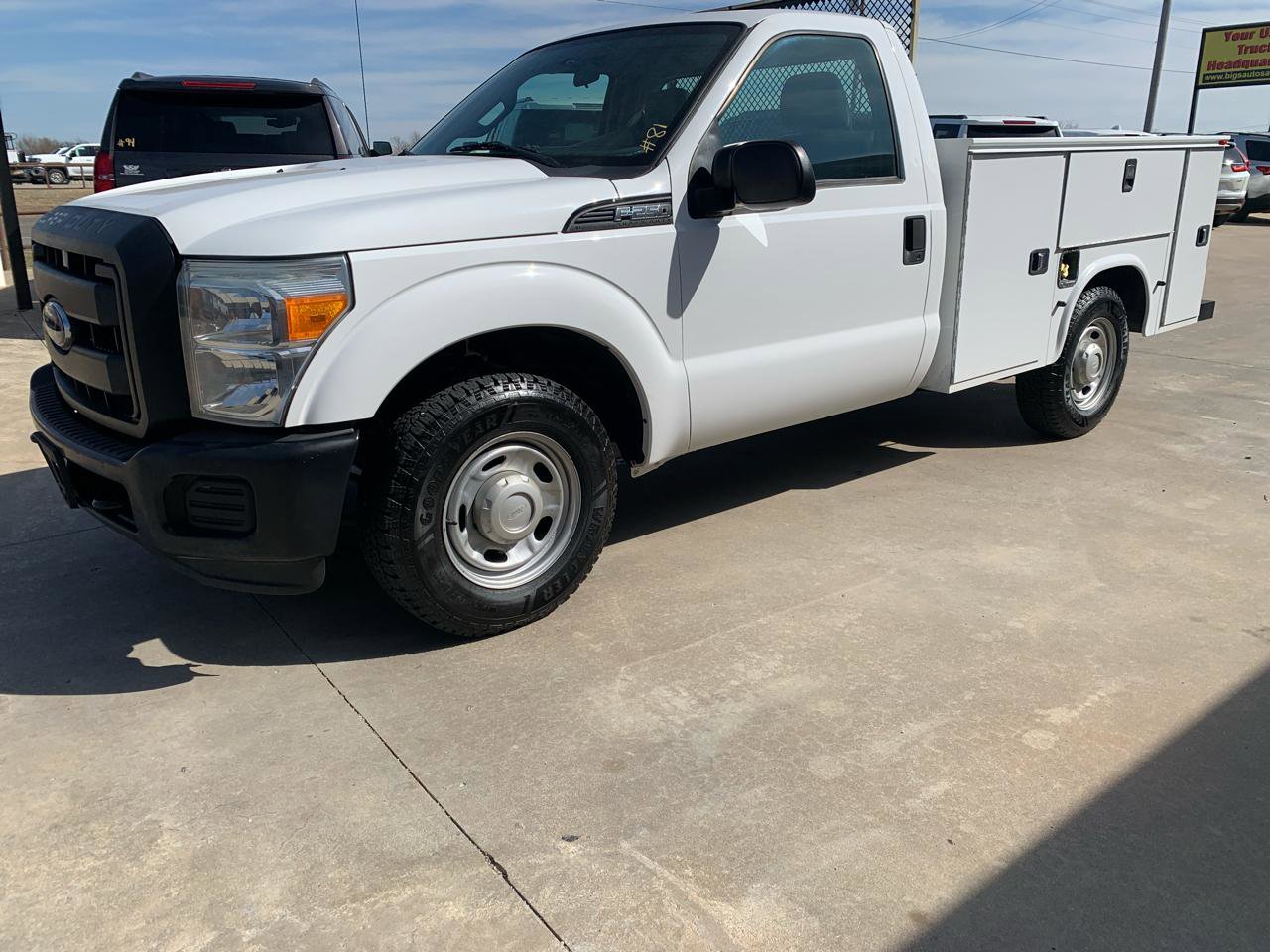 Used 2015 Ford F250 XL image 3