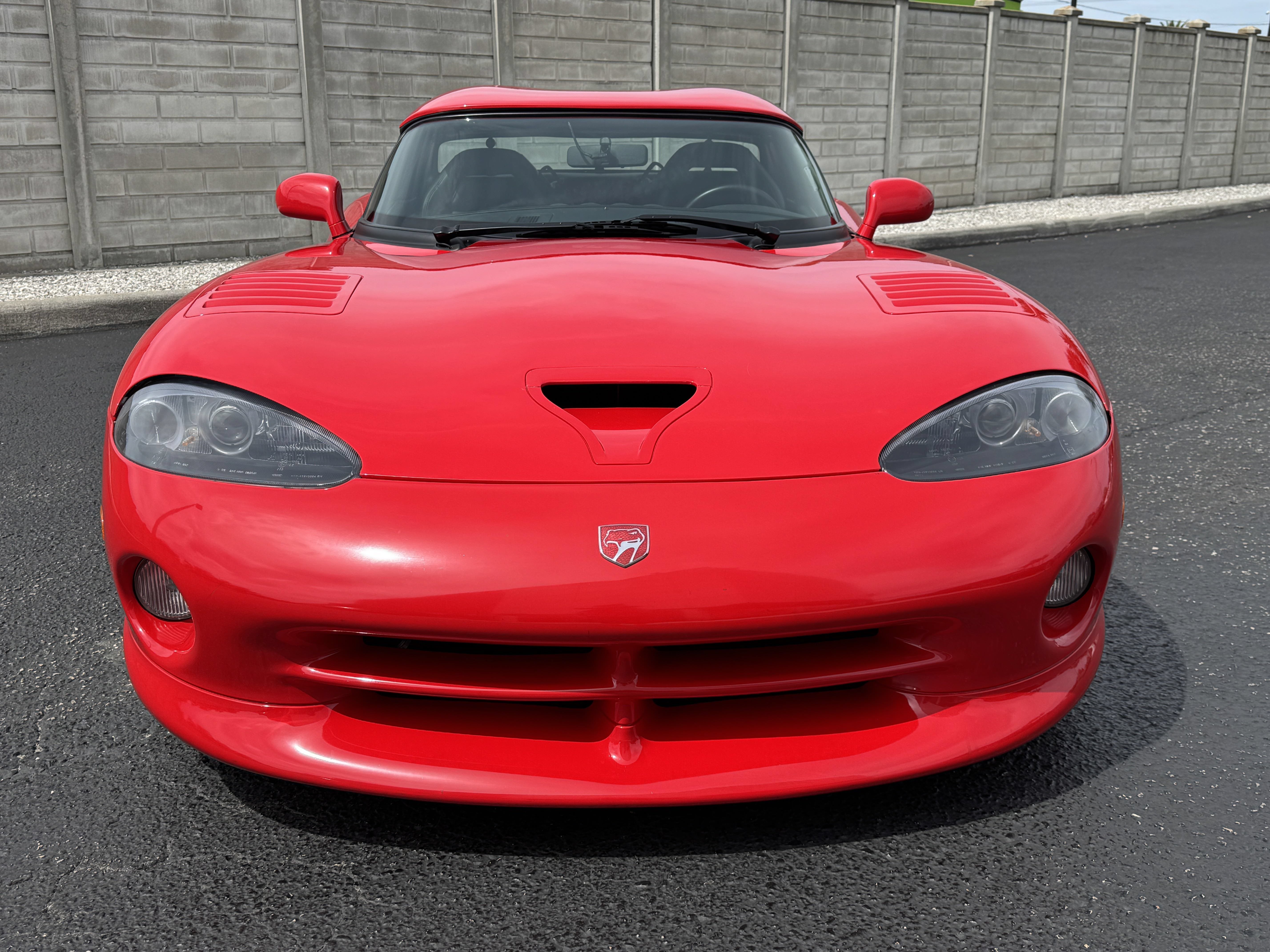 Used 2000 Dodge Viper RT/10 RWD image 11