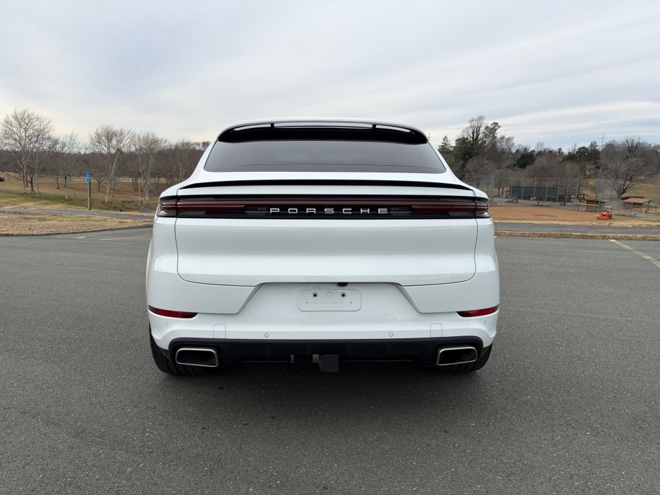 New 2026 Porsche Cayenne Coupe AWD/4WD image 6