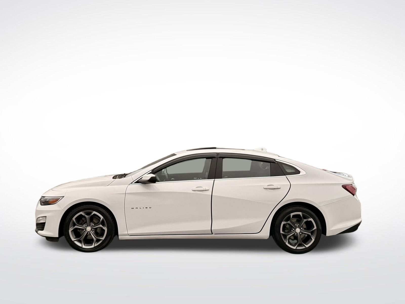 Used 2021 Chevrolet Malibu LT w/ Leather Package image 16