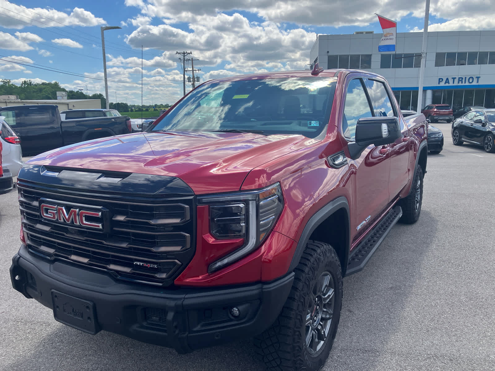 Used 2024 GMC Sierra 1500 AT4X AWD/4WD image 4